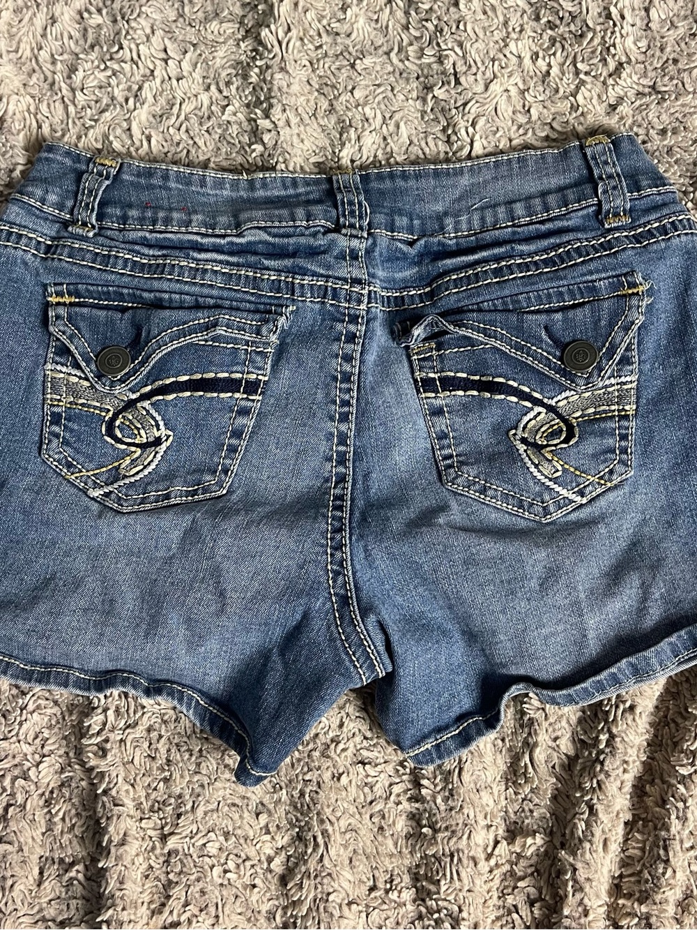 ZD Denim Shorts with Embroidered Back Pockets